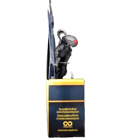 2023 Spin Master Steel Suit Aquaman and Black Manta 4” Fig - The Lost Kingdom - Picture 9 of 16